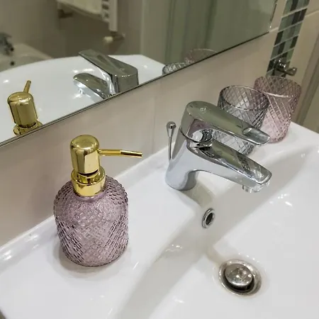Citylux Apartman Διαμέρισμα *