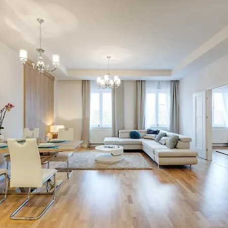 Διαμέρισμα Citylux Apartman