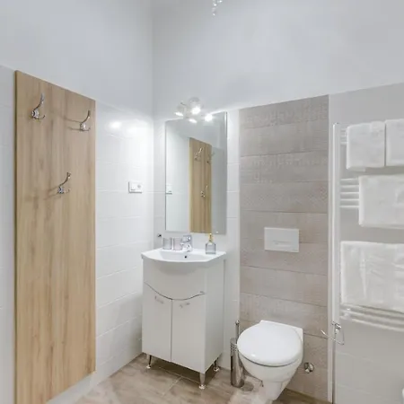 Citylux Apartman アパート